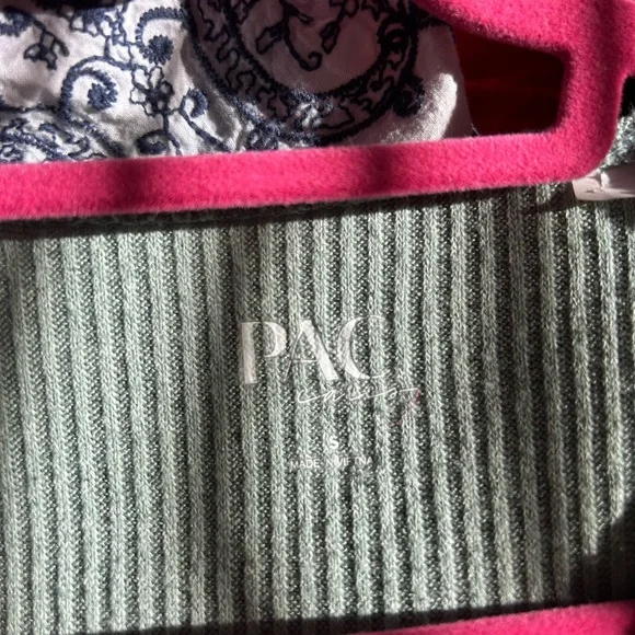 Sage Green Ribbed Long Sleeve Top - Picture 4 of 4